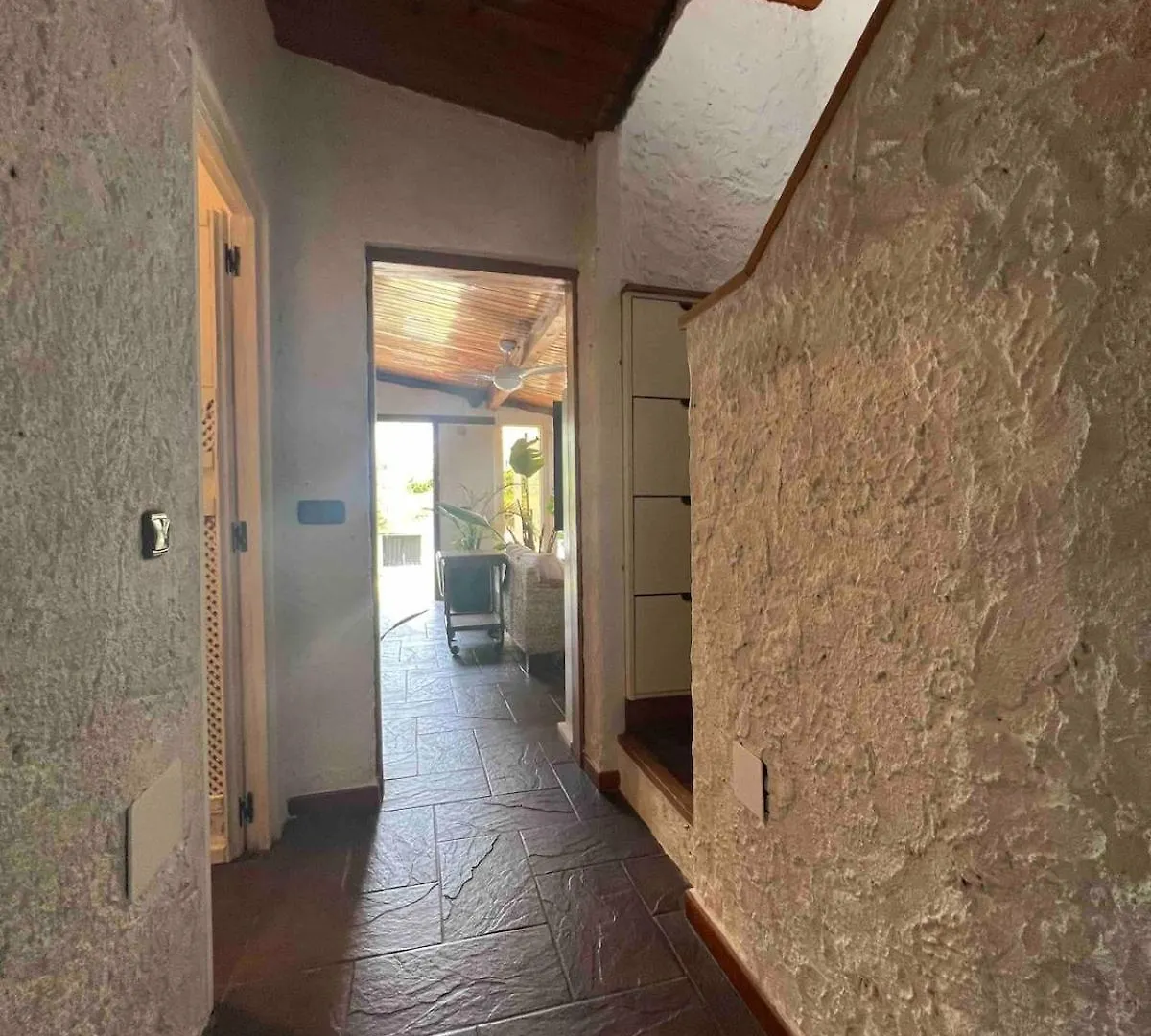 Malaga Manhattan ألاورين ذي ر تورّي
