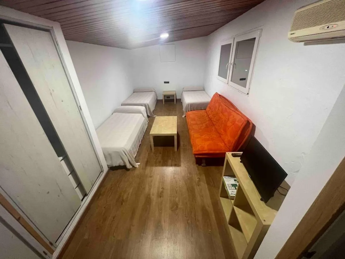 Malaga Manhattan ألاورين ذي ر تورّي 0*,